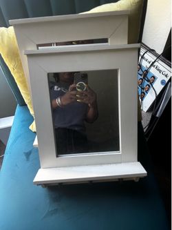 A set of mirrors