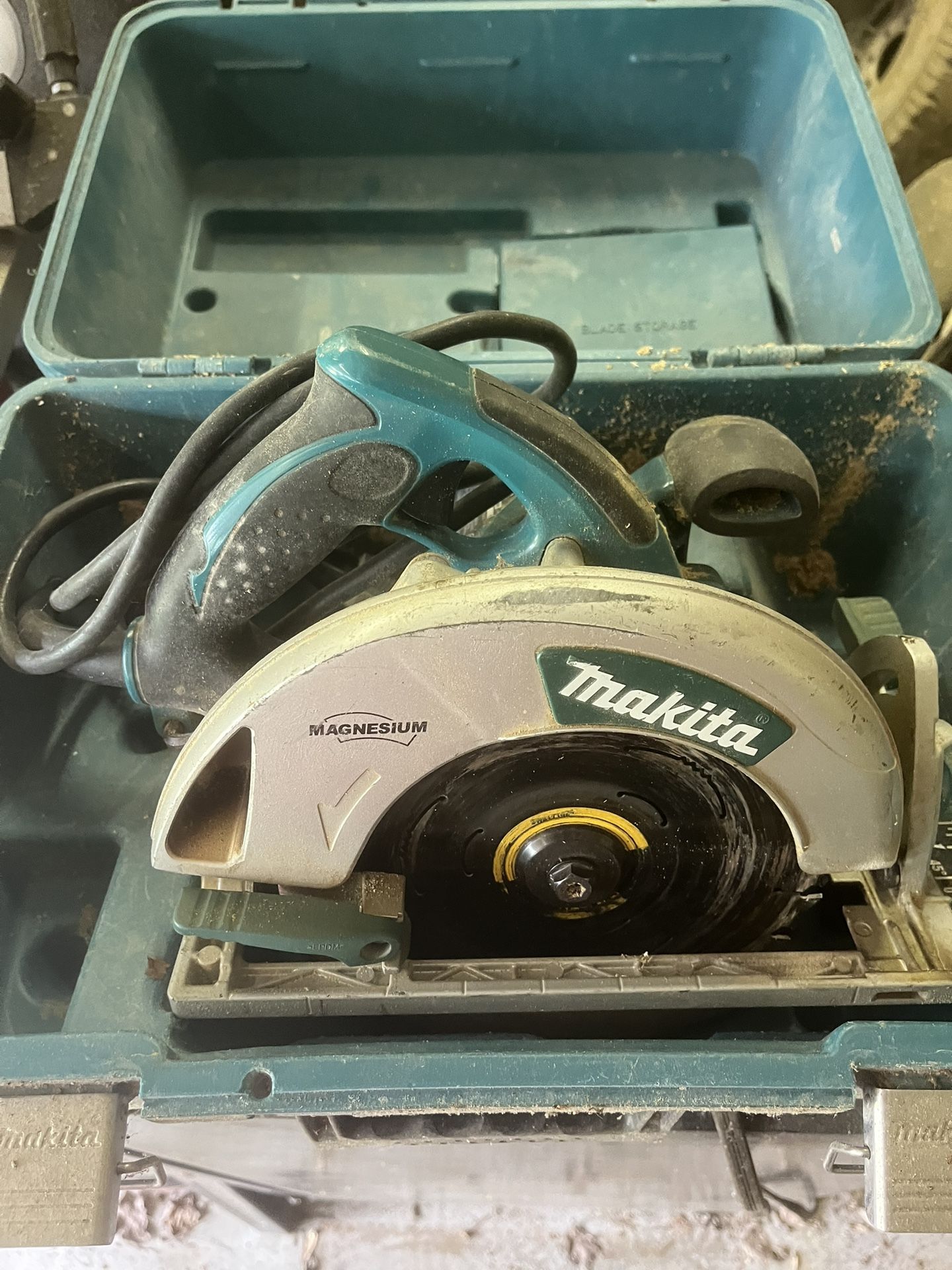 Makita 5007MG Corded Saw