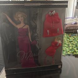 Marilyn Monroe Collector Edition