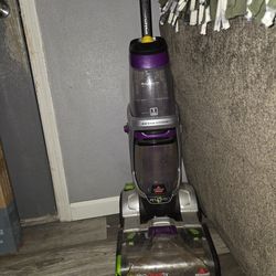 Bissell carpet shampooer