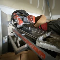 Husqvarna tile saw