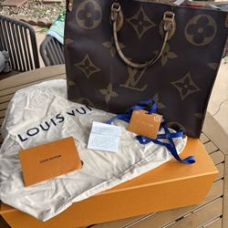Louis Vuitton 