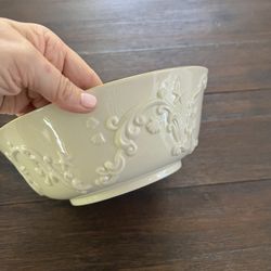 Vintage Embossed Serving Bowl with Gold Rim – Elegant Large Dish