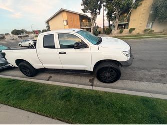 Toyota Tundra 2012