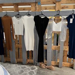 WOMENS CLOTHES MUST GO ASAP !! Read Description 