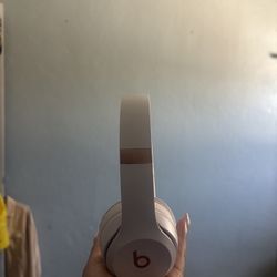 Beats Solo 4 Bluetooth Wireless