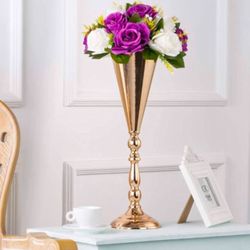 10 gold trumpet centerpieces 20”
