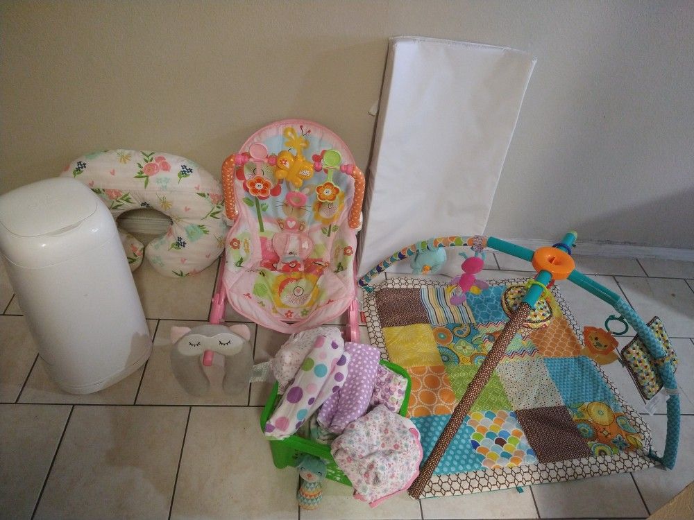 Vendo Cosas Para Bebe