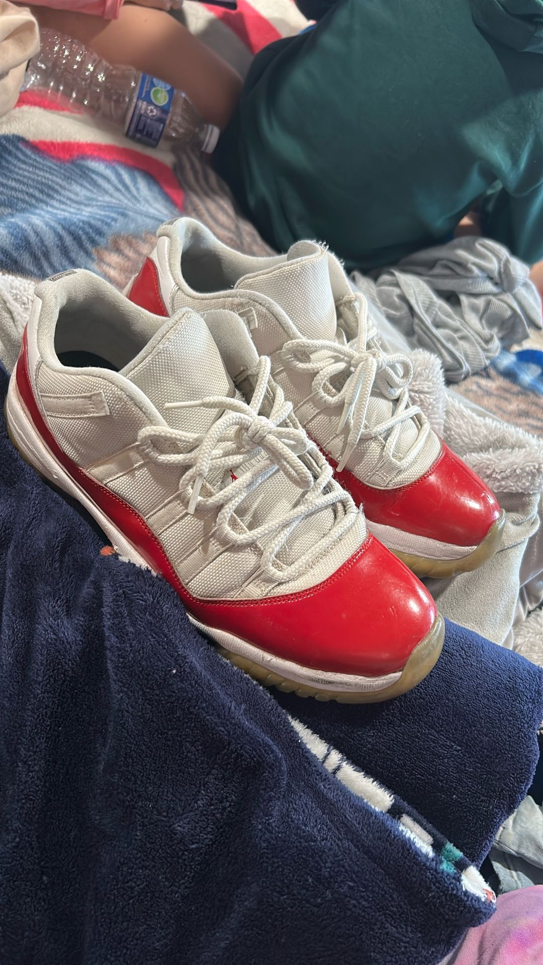 jordan’s low top cherry 11s