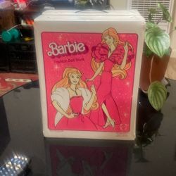 Barbie Doll Trunk 
