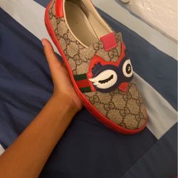 Kids Gucci Shoes Size 1,5