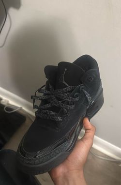 Black cat 3s