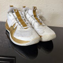 Under Armour Embiid One “Goldmind” Basketball Shoes – Size 9.5M