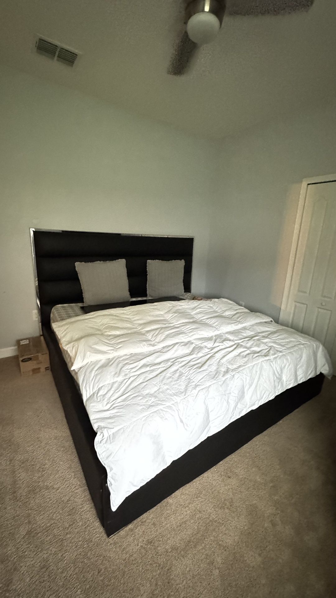 Bed Frame With Mattres