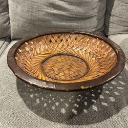 Round Wooden Woven Decorative Basket