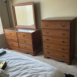 Vintage Dresser With Mirror And Chest Of Drawers
