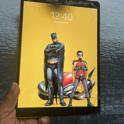 Apple iPad Pro 1st-256Gb Crack Screen For Sale $70