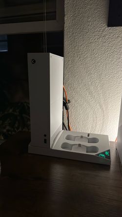Xbox Series S Console with Charging Stand with headset