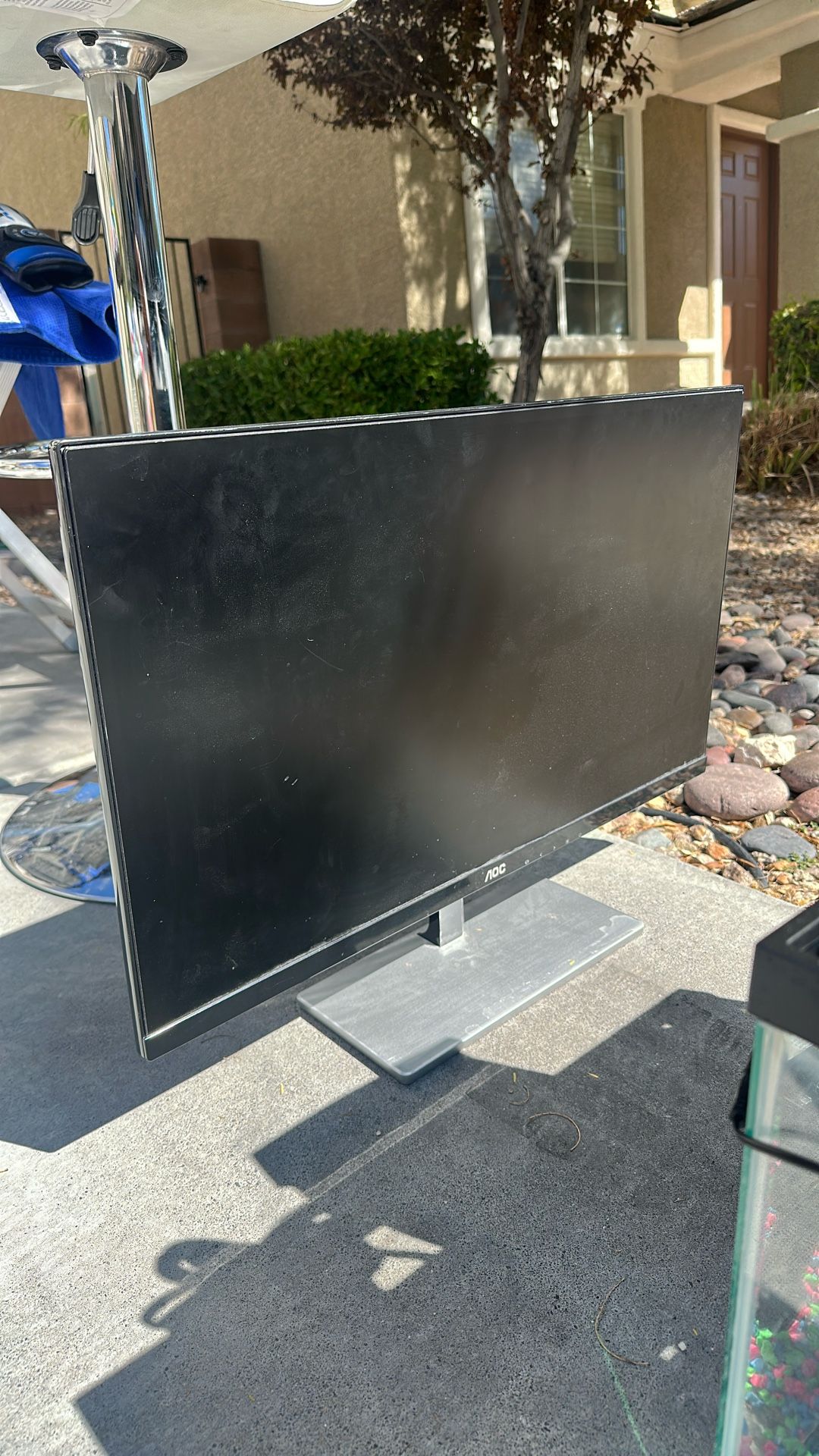 27” AOC Computer monitor