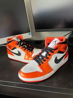 Nike Jordan sz 10.5 low and mid shattered backboards