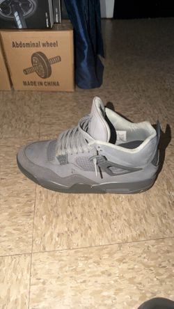 Jordan 4 grey cement used with box size 10.5