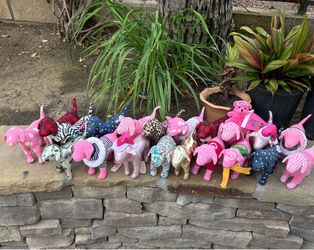 Victoria’s Secret PINK dogs Lot of 20