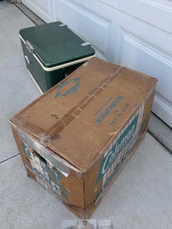 Coleman Ice Cooler with original box