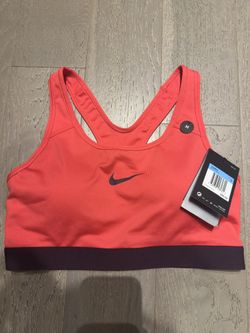 NWT Nike Sports Bra - Size M