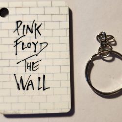 Pink Floyd The Wall Keychain 