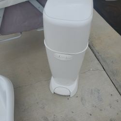 Diaper Genie