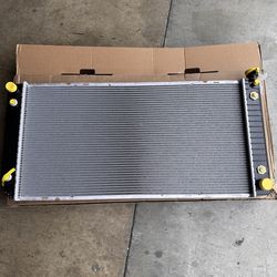 Duralast B1693 Radiator Fits 1994 to 1999 Chevy trucks