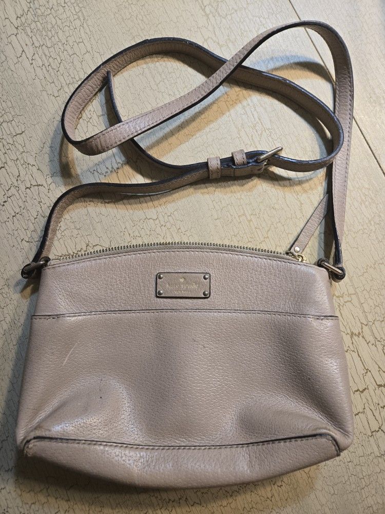 Women's Purses, wallets and Handbags