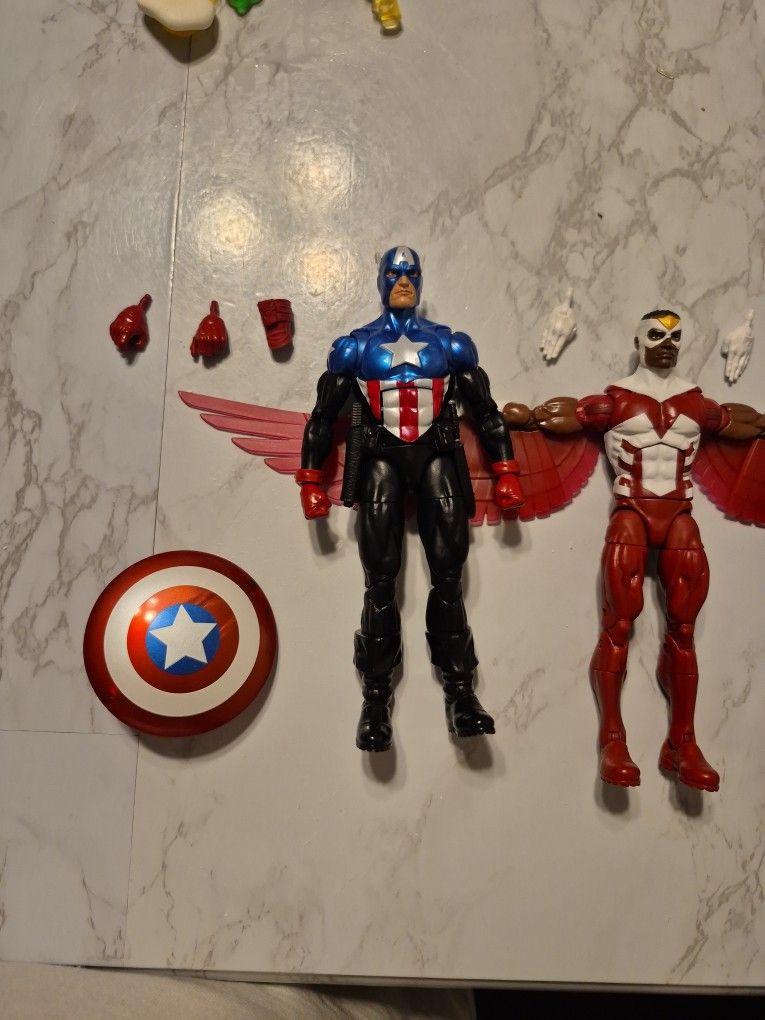 Captain America 3 Pack Marvel Legends