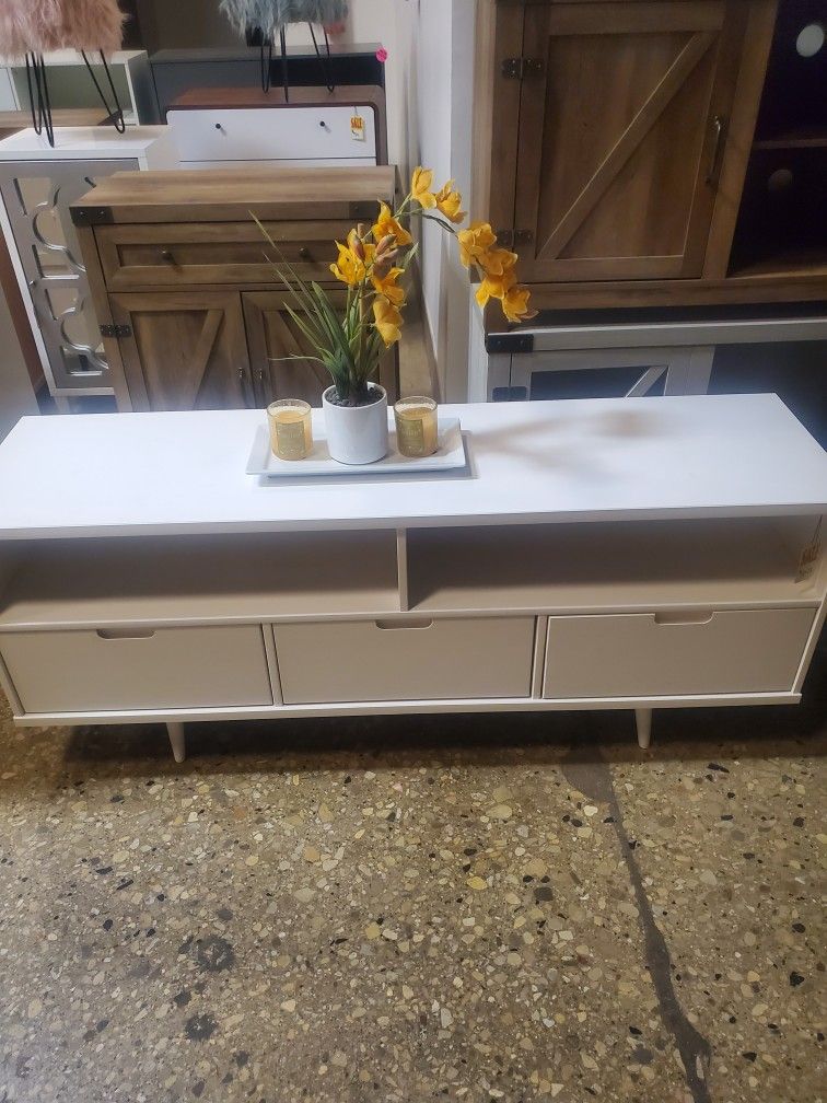 Mid Century Modern Style White TV Entertainment (New In A Box)
