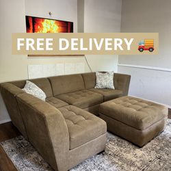 Large Modular Sectional Couch 🛋️- FREE DELIVERY 🚚 