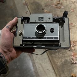 Vintage 1960’s Polaroid Land Camera Automatic 230