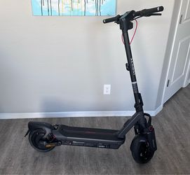 Segway Max G3 Scooter