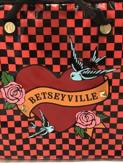 Betsy Johnson laptop case