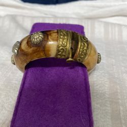 Vtg. Bone, Brass Hinged Ornate Bracelet W/Pin Closure.