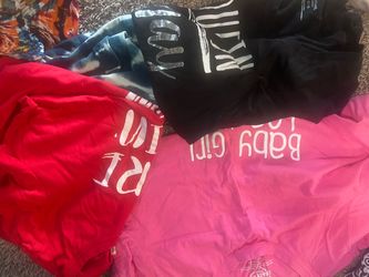 Maternity clothing