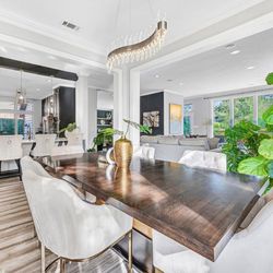 4-6 seats Dinner Table