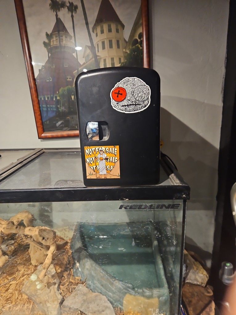 Ac or Dc Mini Fridge