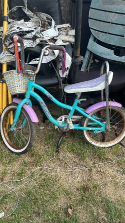 Girls bike