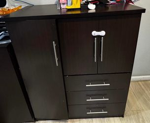 Dark Brown Wardrobe / Dresser