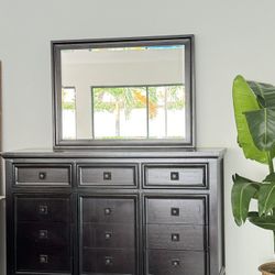 Dark Espresso Wood Dresser And Matching Side Table Nightstand 