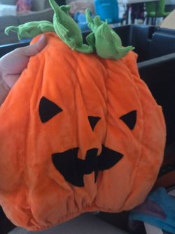 Pumpkin baby 6-12 months