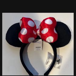 Mickey  Ears 