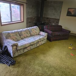 Free Sofas Or Benches