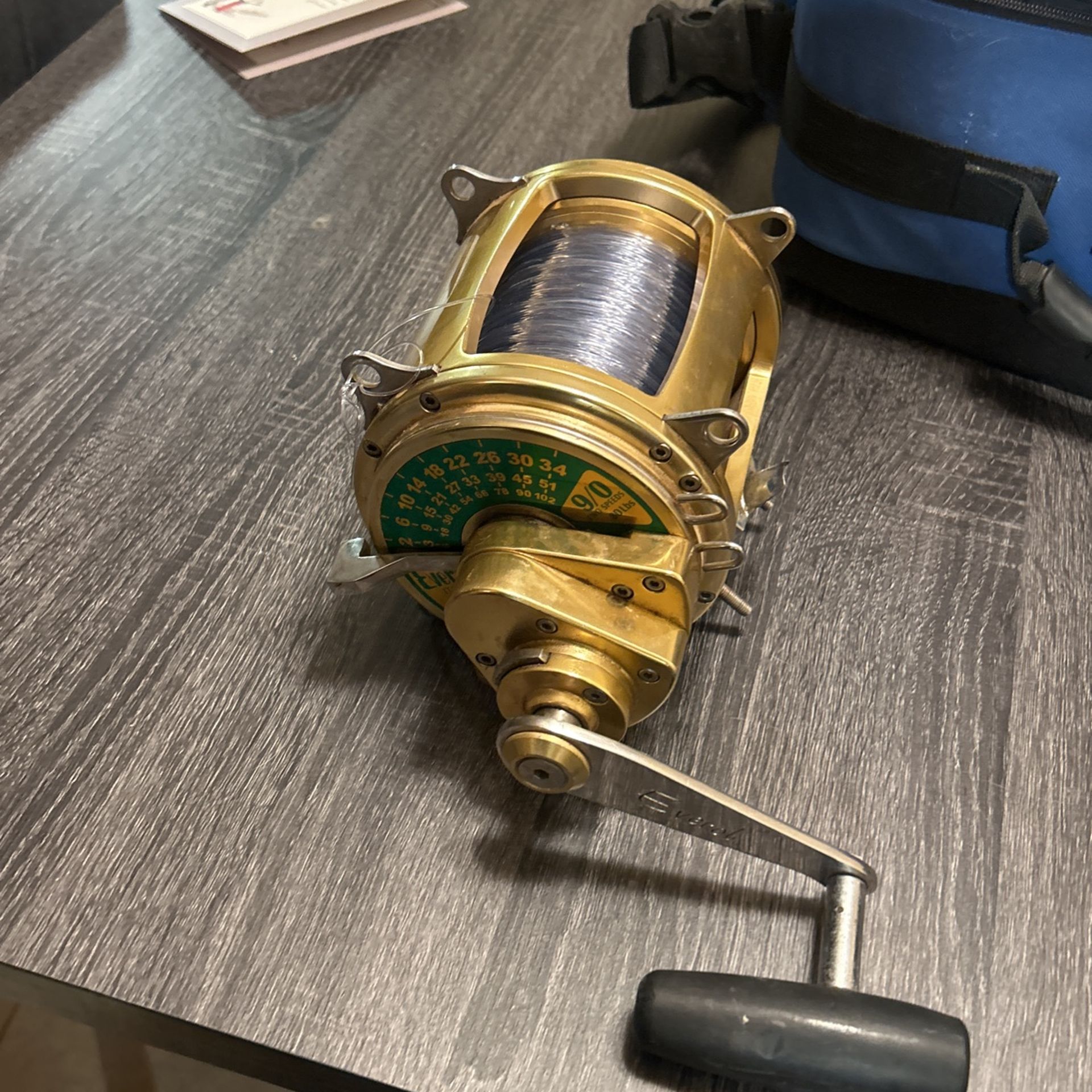 Everol 9/0 Wide Fishing Reel for Sale in San Diego, CA - OfferUp