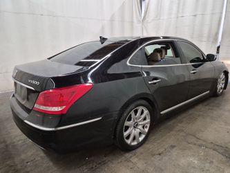 2013 Hyundai Equus